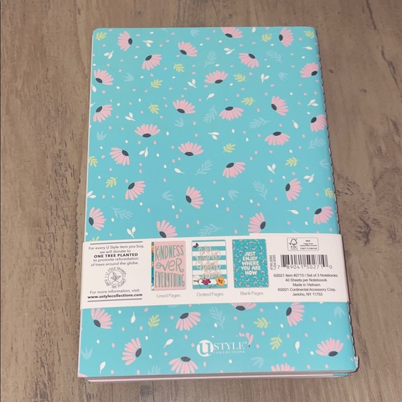 3 Pack of Notebooks - Picture 2 of 5